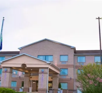 Holiday Inn Express-Pocomoke City exterior Photo