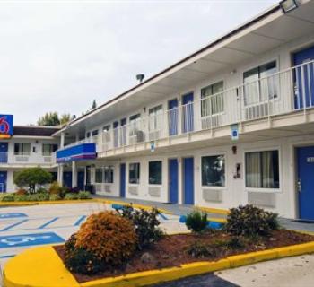 Motel 6 Photo