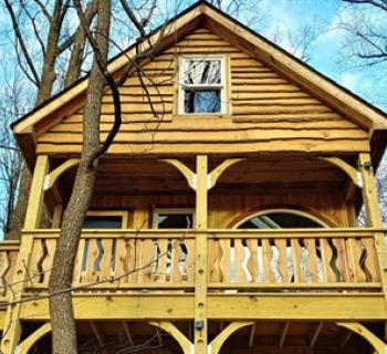 Tree house from The Treehouse Camp at Maple Free Campground Photo