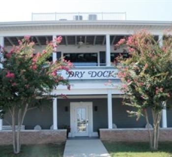 Dry Dock Restaurant exterior Photo