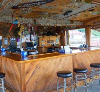 Seabreeze Restaurant interior Photo