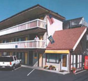 Picture of the Inntown Motel Photo