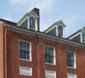 Mansion exterior Photo