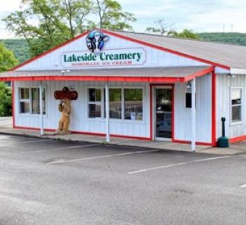 Lakeside Creamery, Oakland, MD Photo