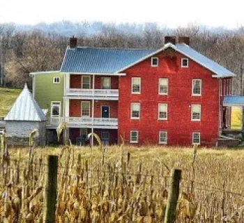 Picture of Elmwood Farm Bed and Breakfast Photo