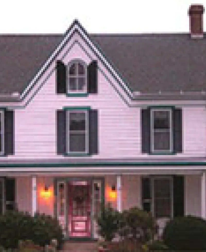 Moonlight Bay Inn exterior view Photo