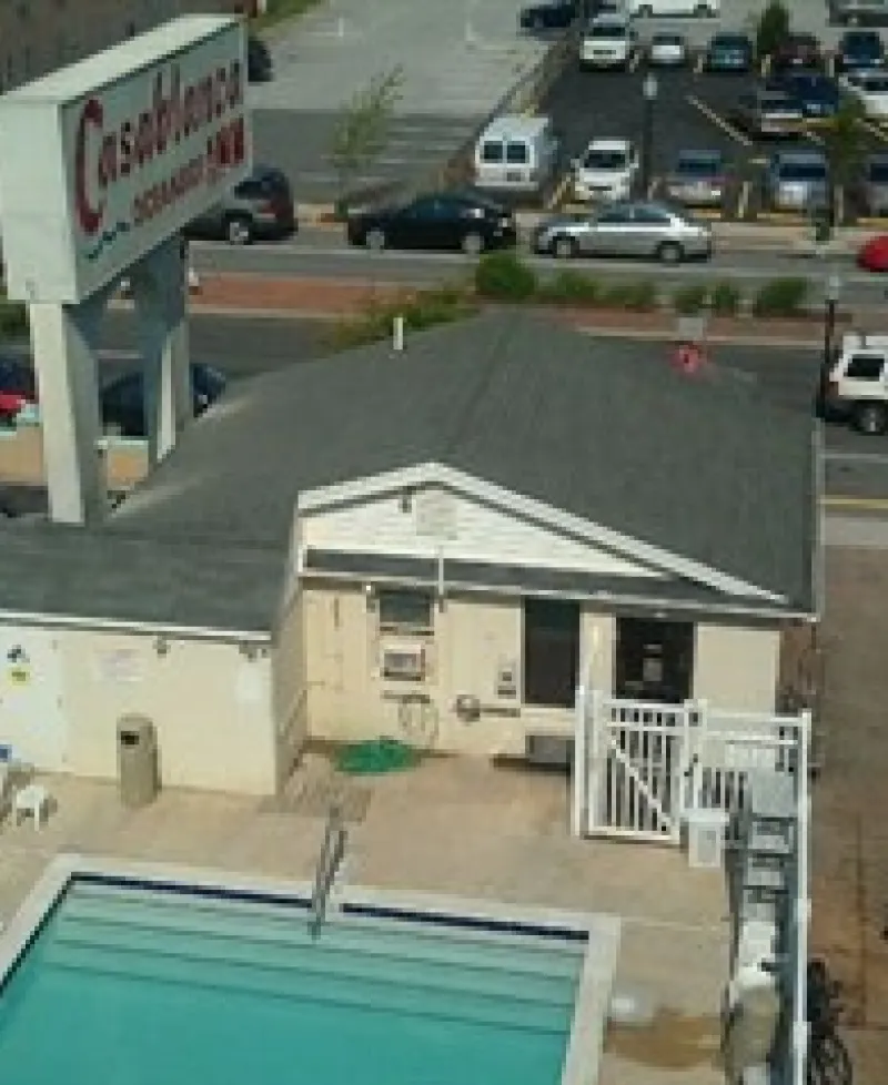 Aerial view of Casablanca Oceanside Inn Photo