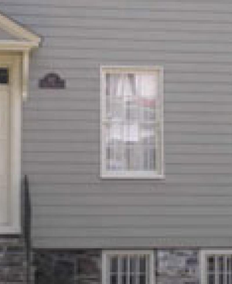 107 House exterior Photo