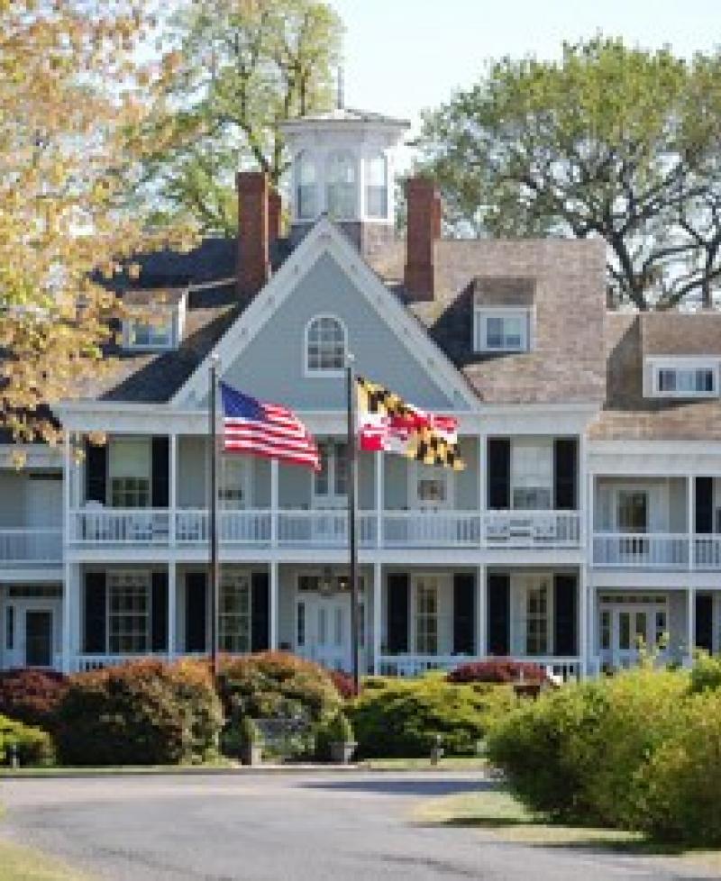 Historic Kent Manor Inn