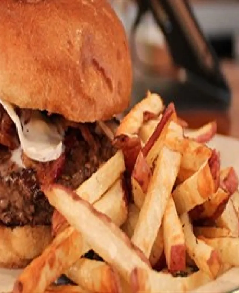 Moon Shadow burger Photo