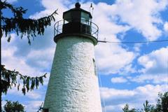 Concord Point Lighthouse Concord Point Lighthouse in Havre de Grace overlooks the point where the Susquehanna River flows into the Chesapeake Bay.