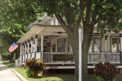 Arts & Crafts style guesthouse