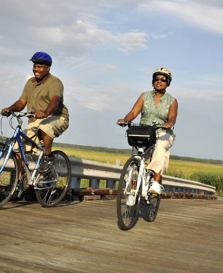 A couple bicycling in Dorchester County