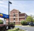 Comfort Inn-Clinton/Andrews Air Force Base exterior Photo