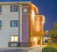 Super 8 by Wyndham-College Park-College Park Photo
