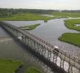 Picture of a crossing bridge at the Lighthouse Sound Golf Course Photo