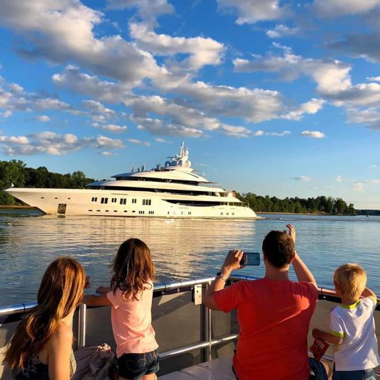 Cruising on the C &amp; D Canal with Chesapeake Water Tours