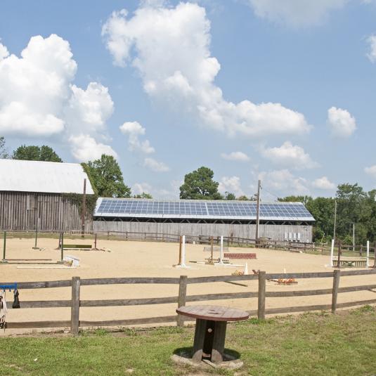 En-Tice-Ment Stables at Obligation Farm