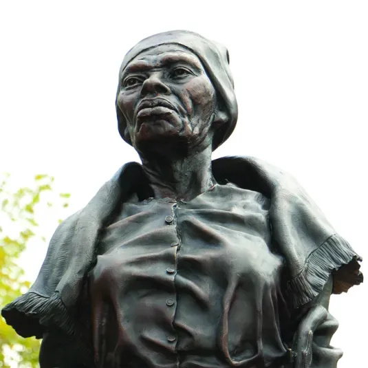 sculpture of Harriet Tubman