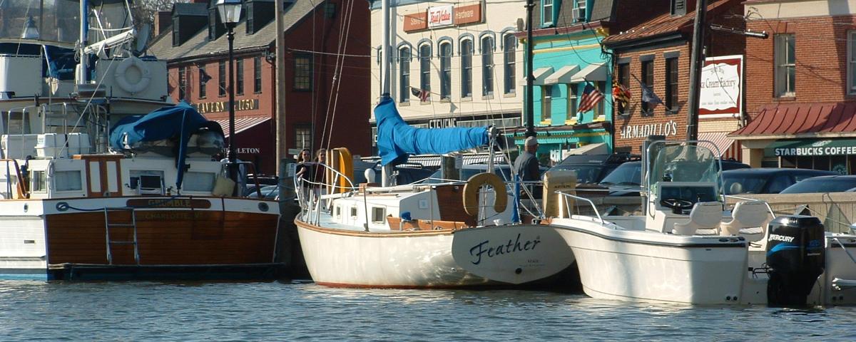 Ego Alley in Annapolis Cruise up in your boat to Ego Alley, or come on foot and marvel at the beautiful boats.